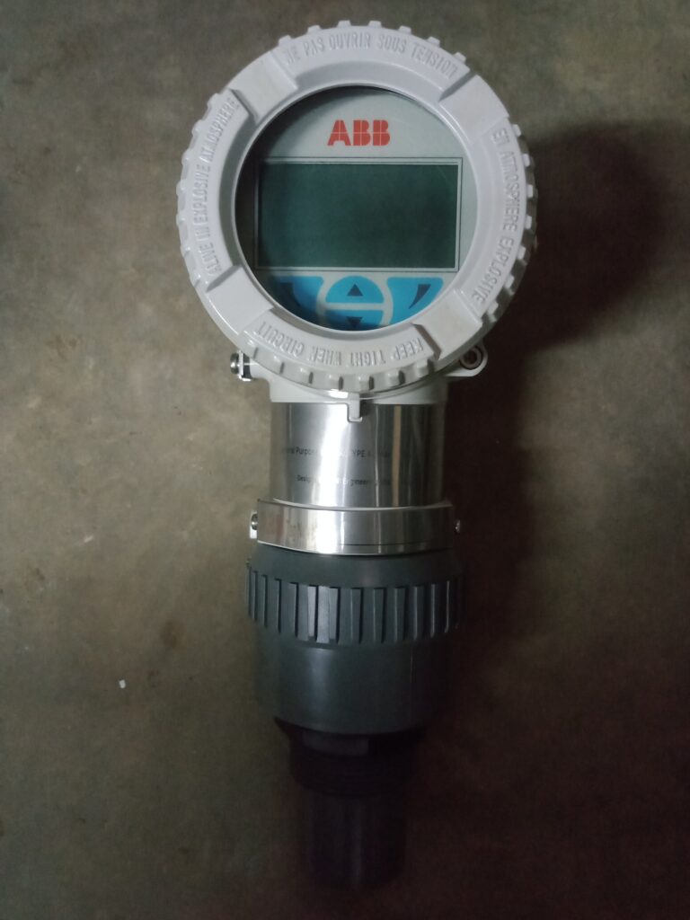 ultrasonic level transmitter